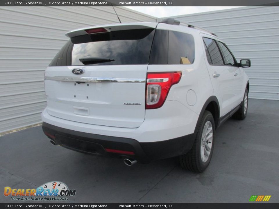 2015 Ford Explorer XLT Oxford White / Medium Light Stone Photo #4