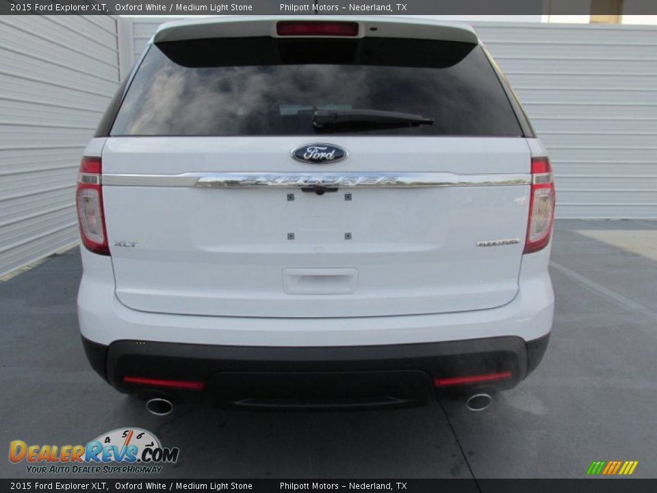 2015 Ford Explorer XLT Oxford White / Medium Light Stone Photo #5