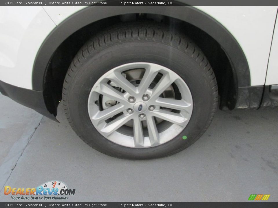 2015 Ford Explorer XLT Oxford White / Medium Light Stone Photo #11