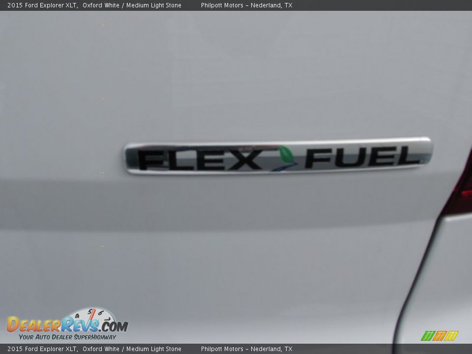 2015 Ford Explorer XLT Oxford White / Medium Light Stone Photo #15