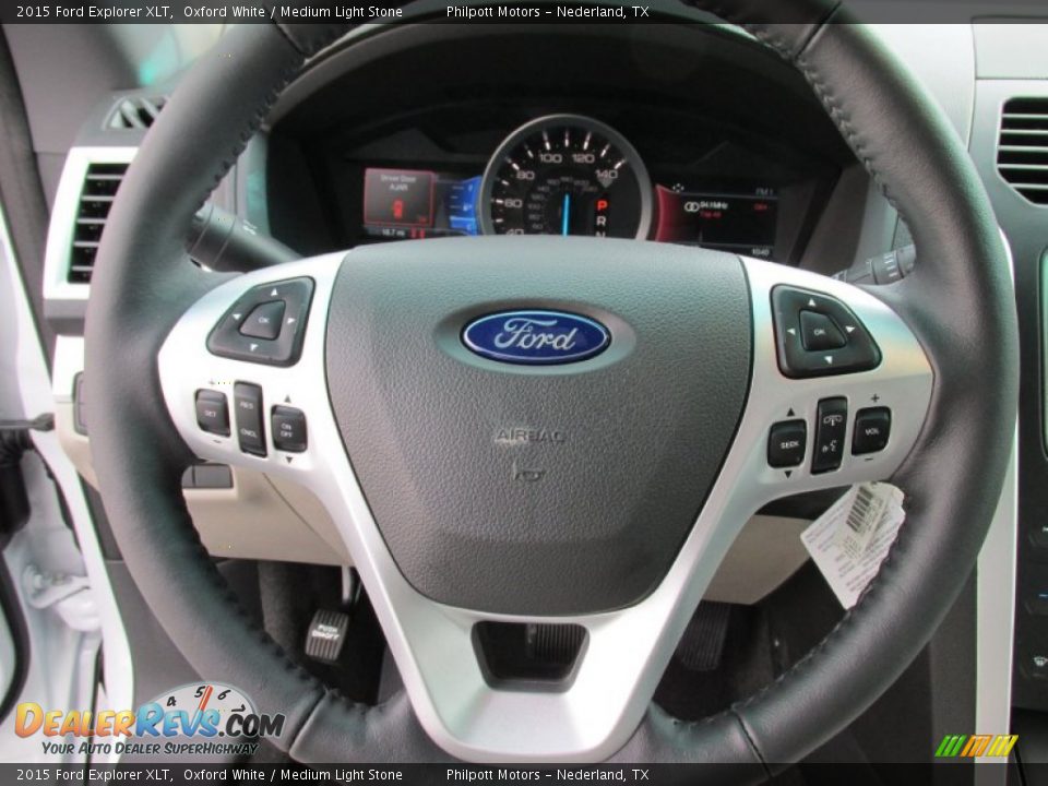 2015 Ford Explorer XLT Oxford White / Medium Light Stone Photo #32