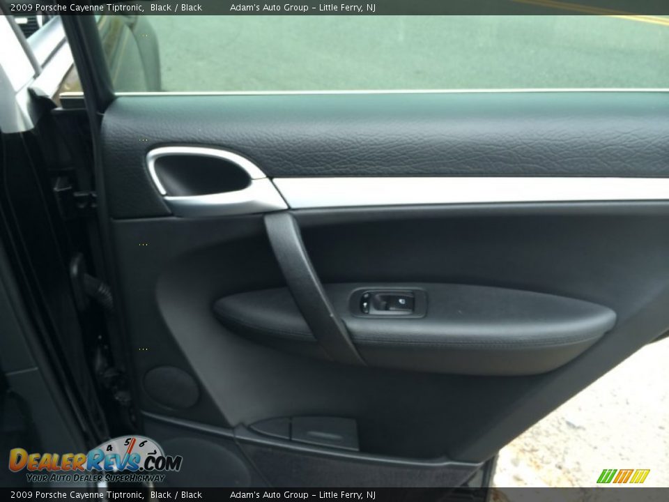 2009 Porsche Cayenne Tiptronic Black / Black Photo #19