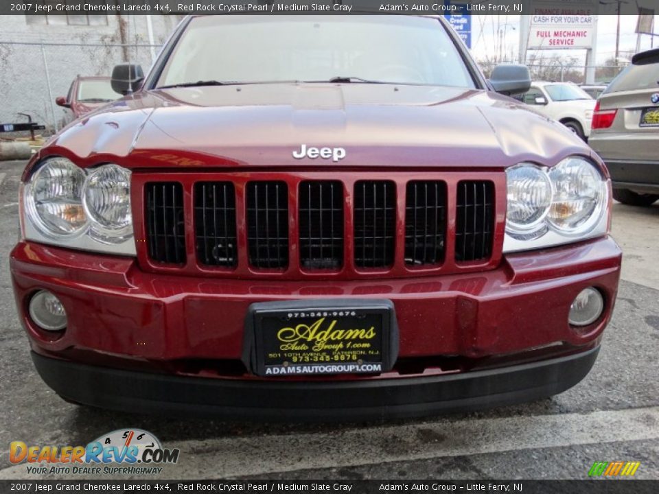 2007 Jeep Grand Cherokee Laredo 4x4 Red Rock Crystal Pearl / Medium Slate Gray Photo #2