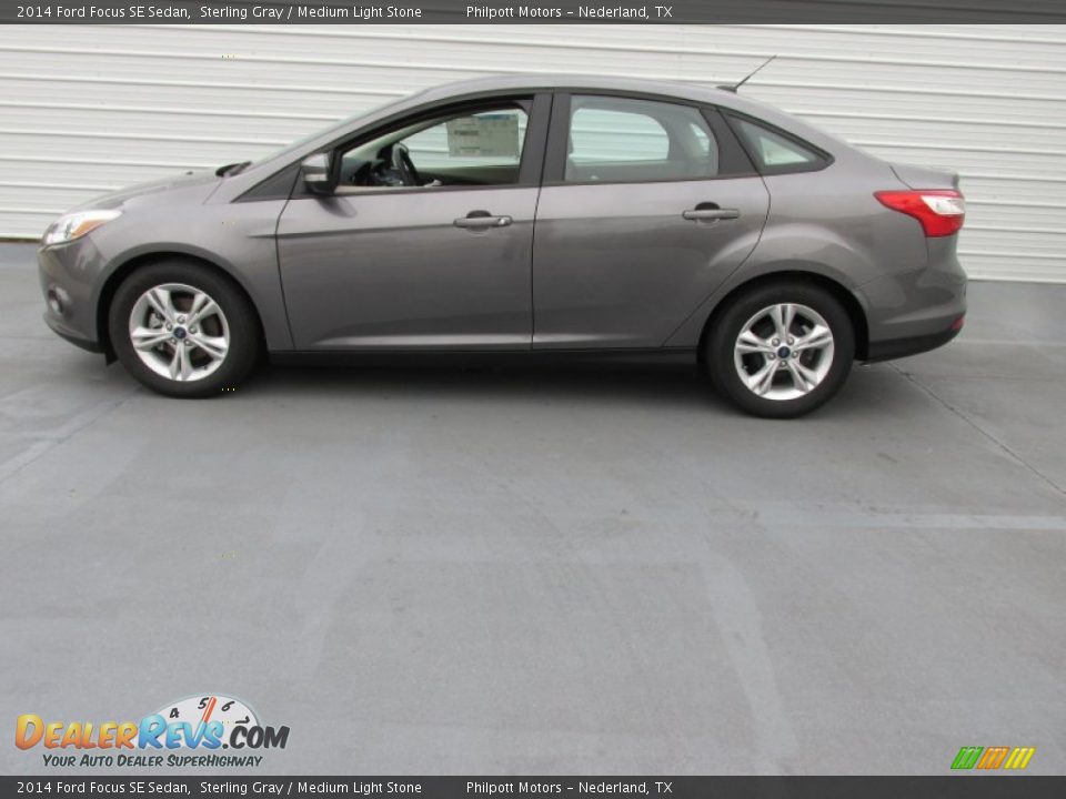 2014 Ford Focus SE Sedan Sterling Gray / Medium Light Stone Photo #6
