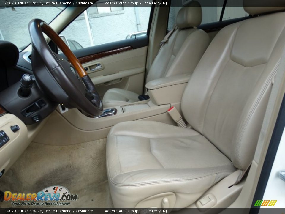 Front Seat of 2007 Cadillac SRX V6 Photo #8