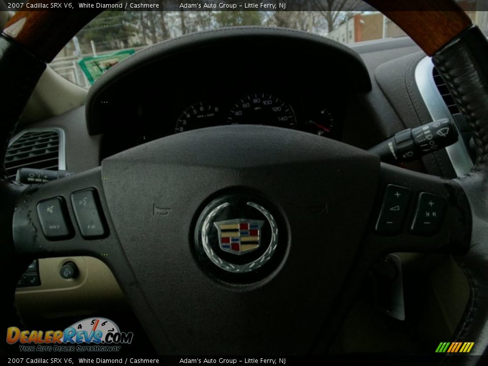 2007 Cadillac SRX V6 White Diamond / Cashmere Photo #9