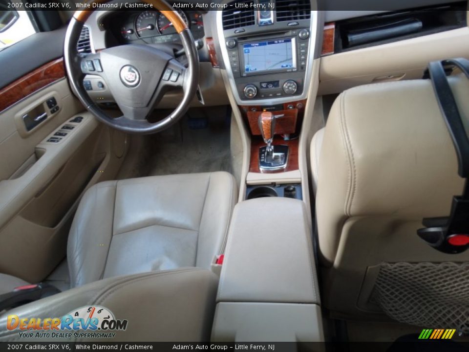 2007 Cadillac SRX V6 White Diamond / Cashmere Photo #20
