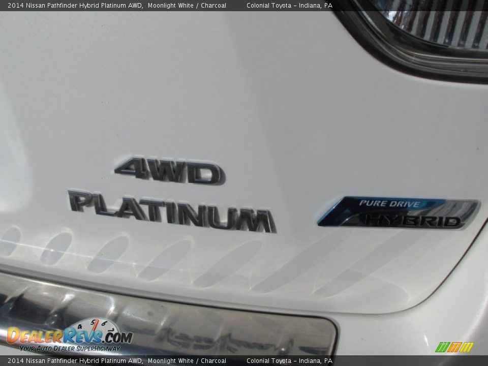 2014 Nissan Pathfinder Hybrid Platinum AWD Moonlight White / Charcoal Photo #6
