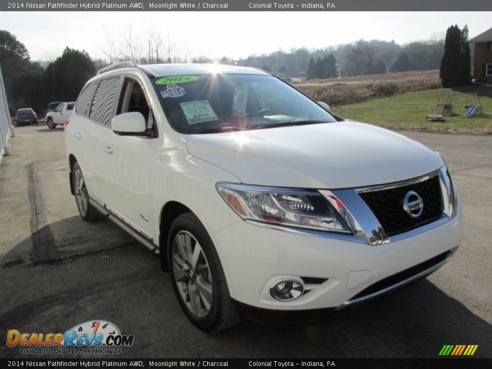 2014 Nissan Pathfinder Hybrid Platinum AWD Moonlight White / Charcoal Photo #7