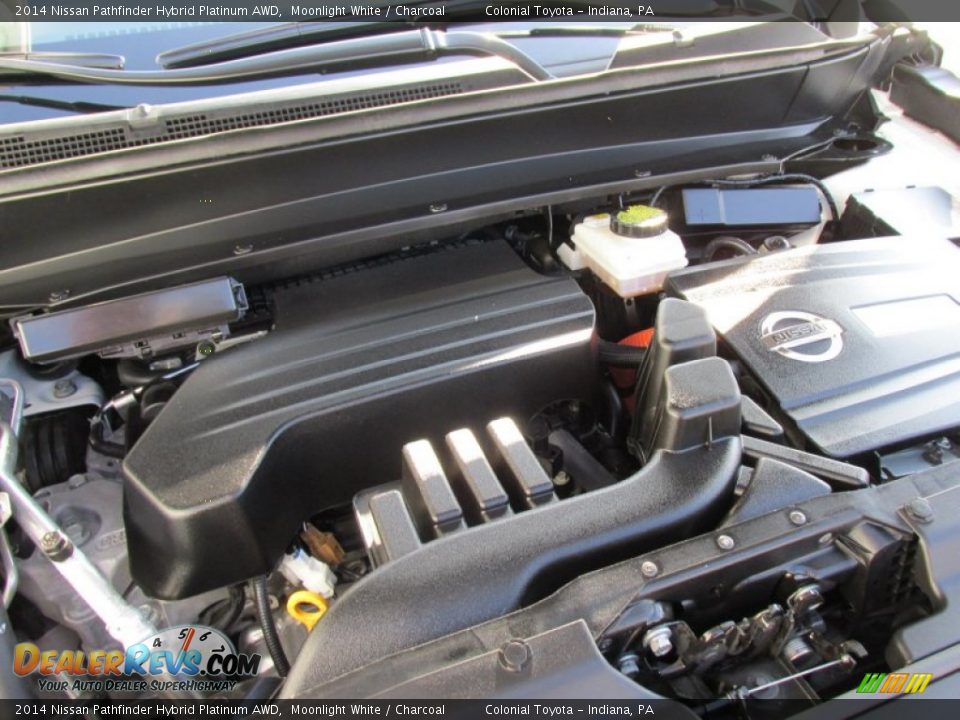 2014 Nissan Pathfinder Hybrid Platinum AWD Moonlight White / Charcoal Photo #9