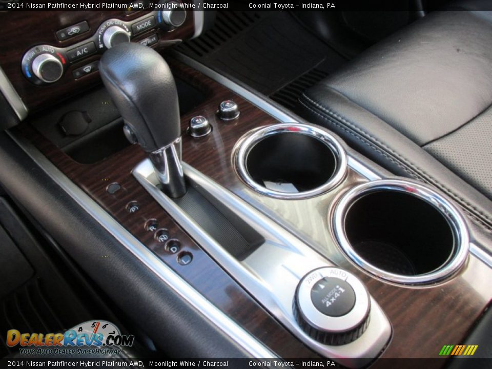 2014 Nissan Pathfinder Hybrid Platinum AWD Shifter Photo #16