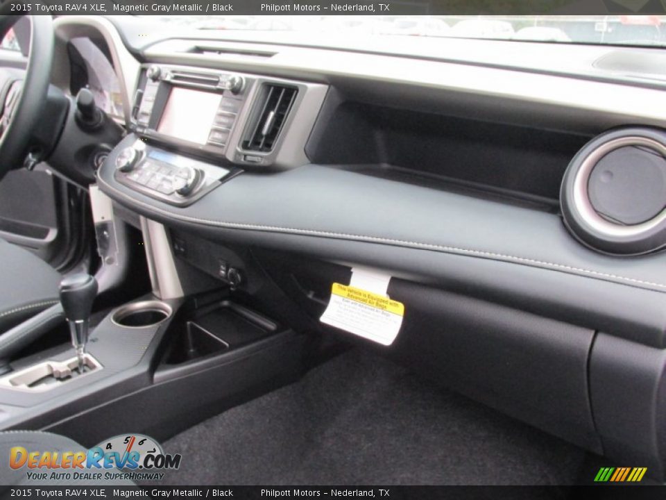 2015 Toyota RAV4 XLE Magnetic Gray Metallic / Black Photo #17
