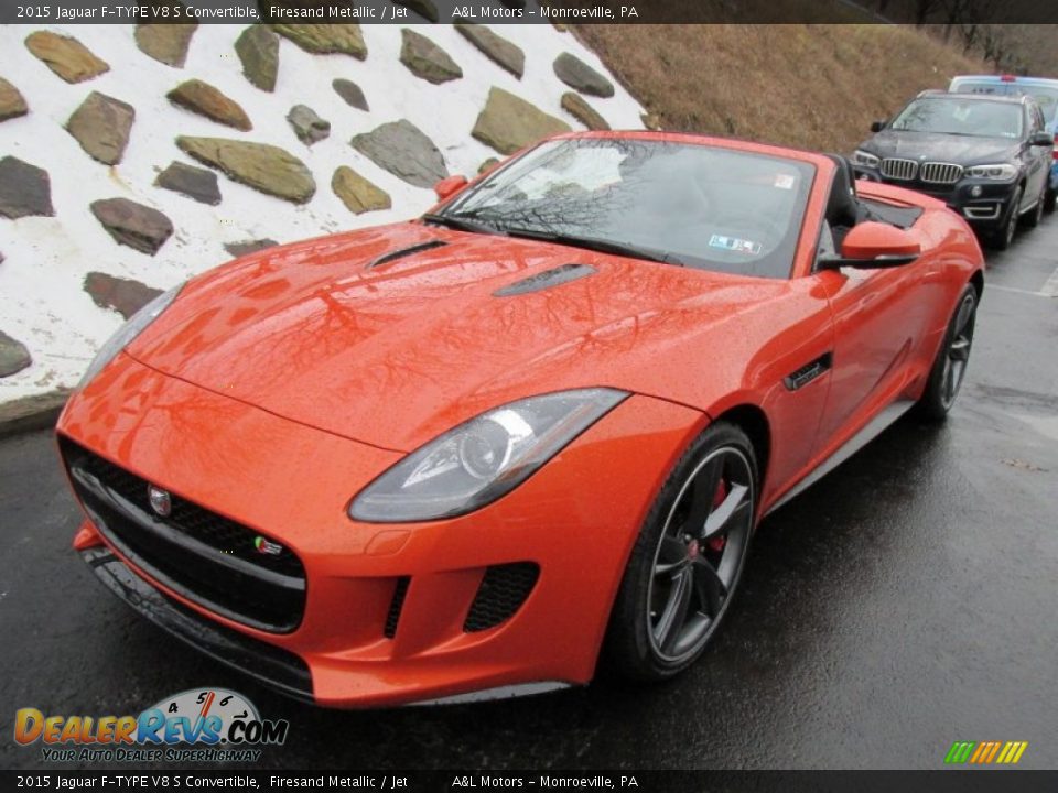 Front 3/4 View of 2015 Jaguar F-TYPE V8 S Convertible Photo #9