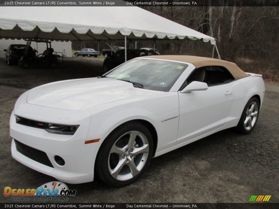Front 3/4 View of 2015 Chevrolet Camaro LT/RS Convertible Photo #9