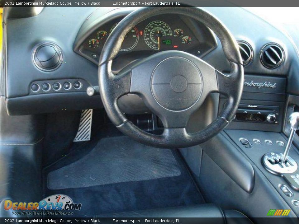 2002 Lamborghini Murcielago Coupe Yellow / Black Photo #14