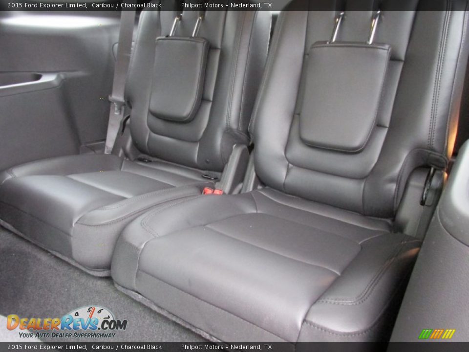 Rear Seat of 2015 Ford Explorer Limited Photo #25