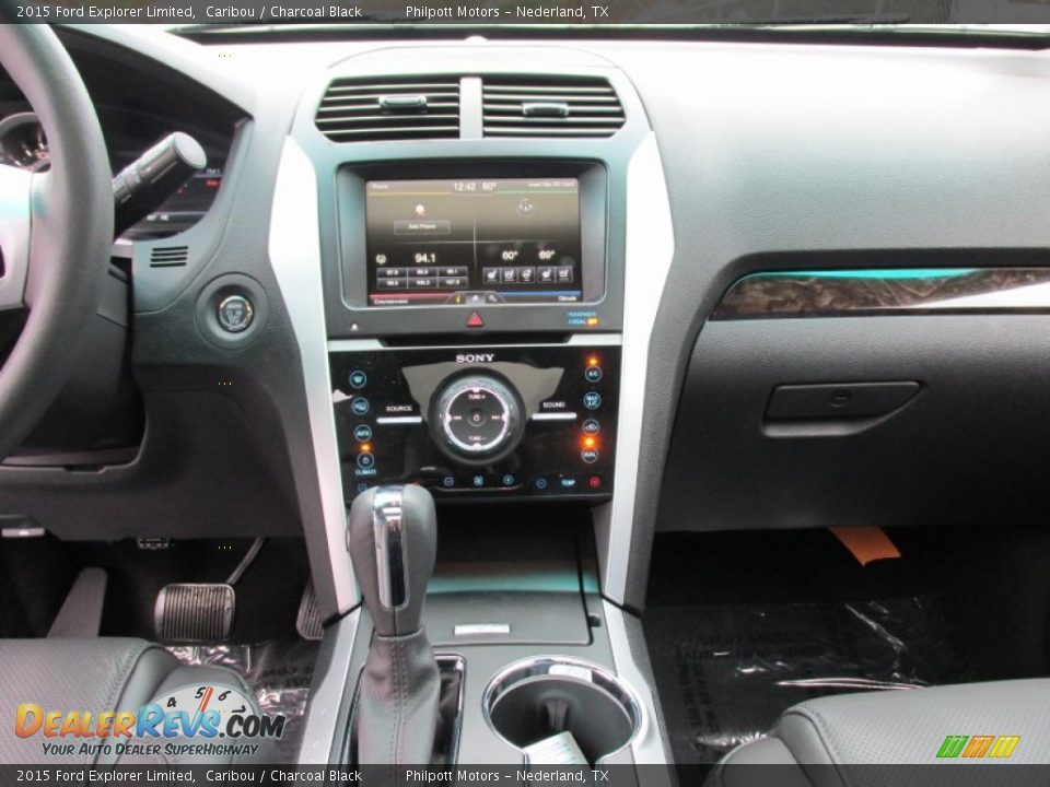 Controls of 2015 Ford Explorer Limited Photo #31