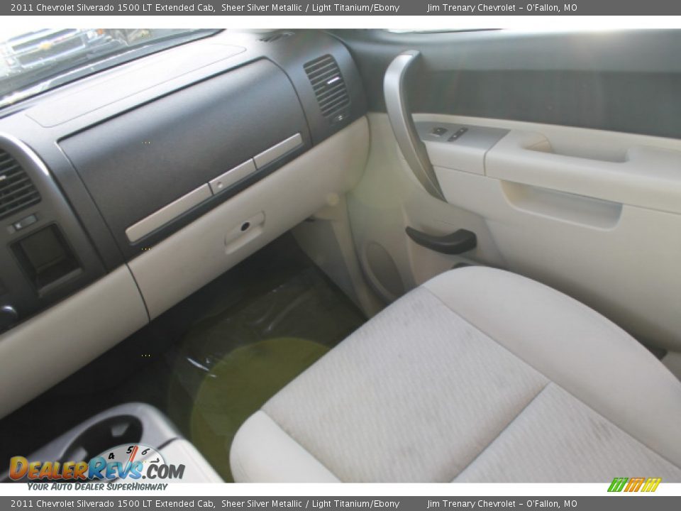 2011 Chevrolet Silverado 1500 LT Extended Cab Sheer Silver Metallic / Light Titanium/Ebony Photo #13