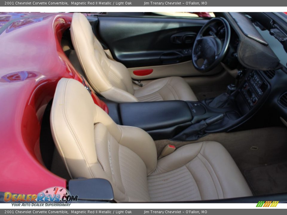 Front Seat of 2001 Chevrolet Corvette Convertible Photo #10