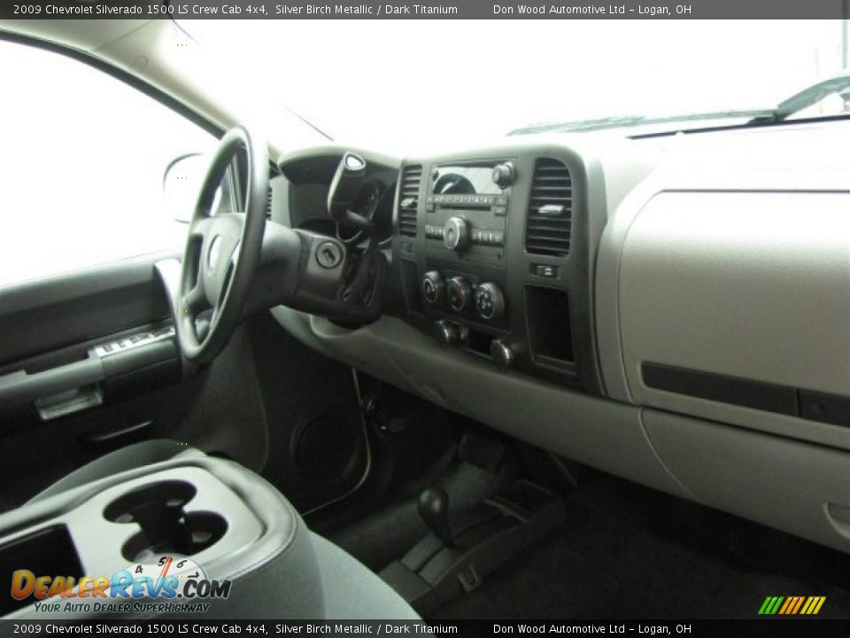 2009 Chevrolet Silverado 1500 LS Crew Cab 4x4 Silver Birch Metallic / Dark Titanium Photo #11