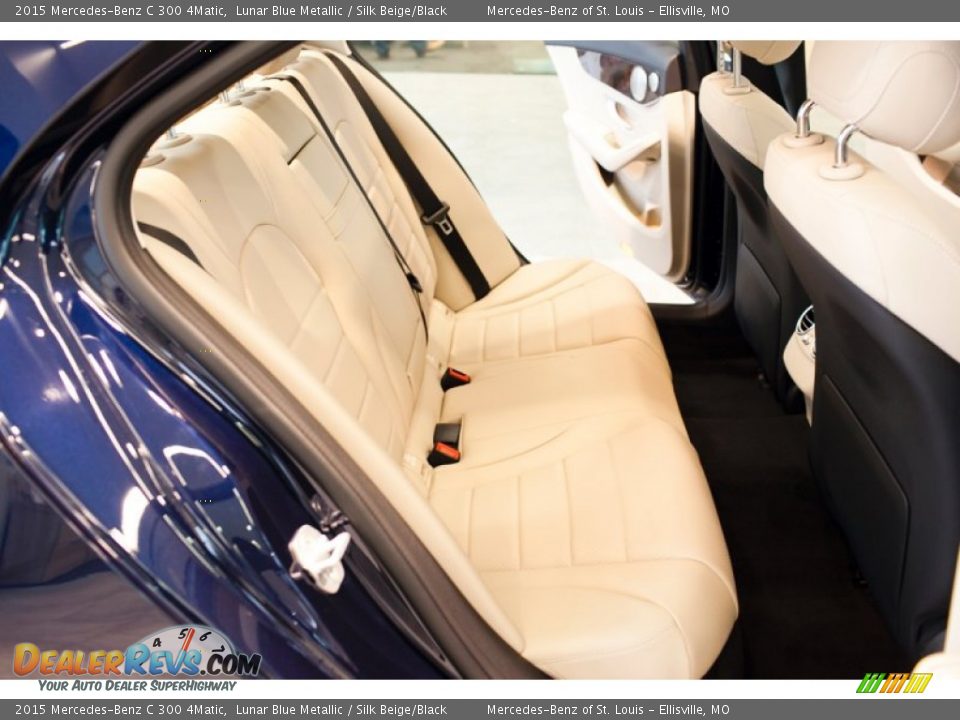 2015 Mercedes-Benz C 300 4Matic Lunar Blue Metallic / Silk Beige/Black Photo #15