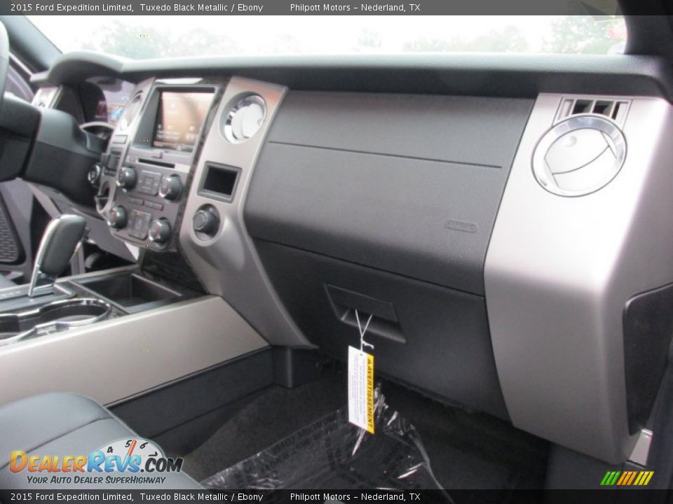 2015 Ford Expedition Limited Tuxedo Black Metallic / Ebony Photo #20