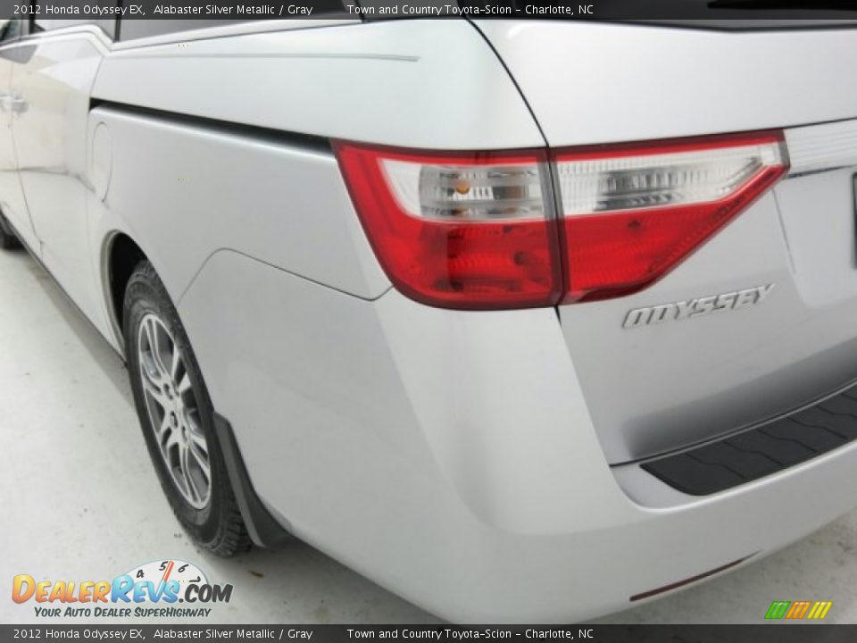 2012 Honda Odyssey EX Alabaster Silver Metallic / Gray Photo #12