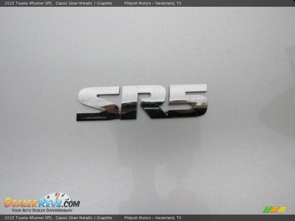 2015 Toyota 4Runner SR5 Classic Silver Metallic / Graphite Photo #14