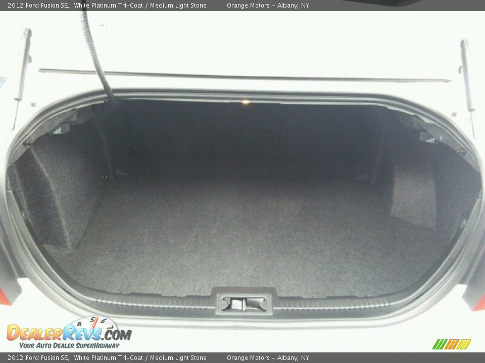 2012 Ford Fusion SE White Platinum Tri-Coat / Medium Light Stone Photo #22