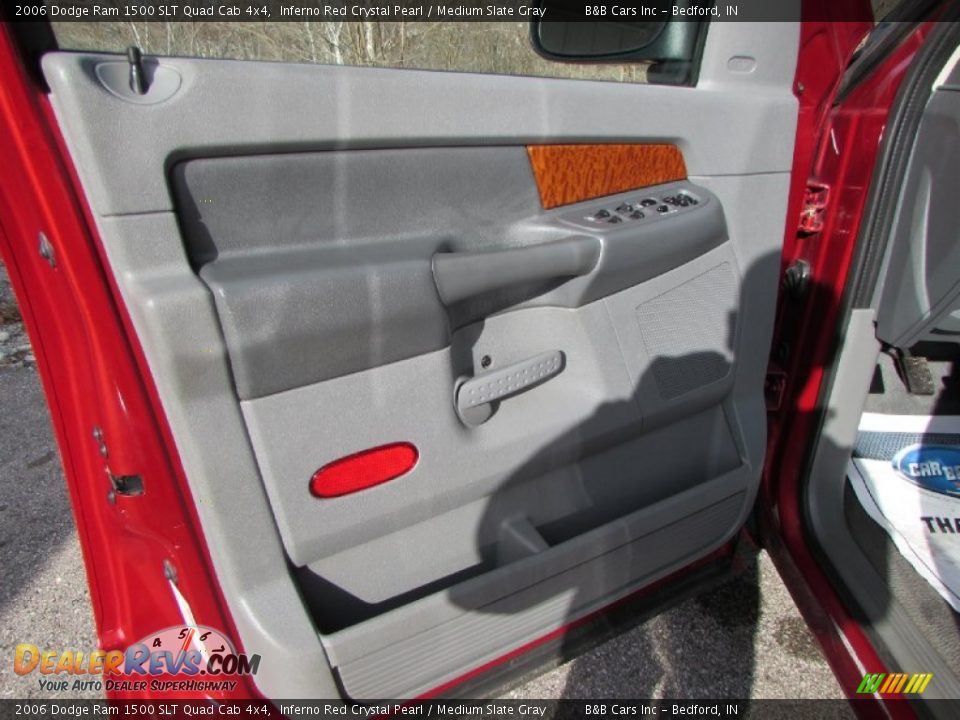 2006 Dodge Ram 1500 SLT Quad Cab 4x4 Inferno Red Crystal Pearl / Medium Slate Gray Photo #26