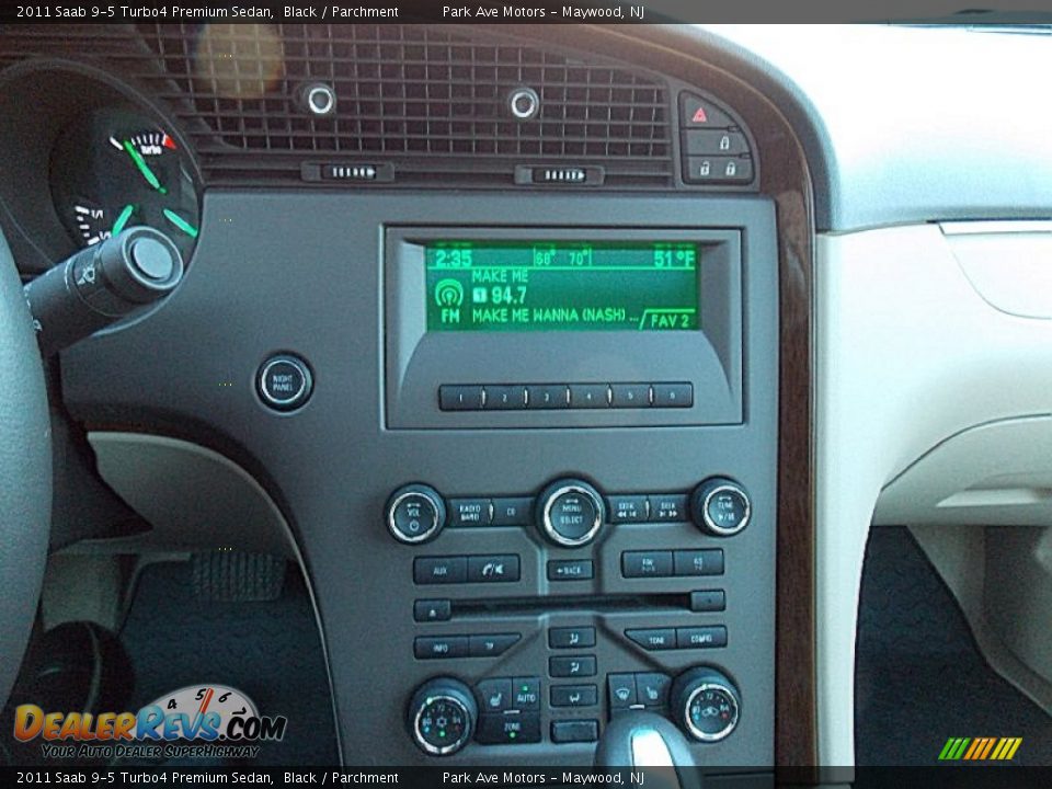 Controls of 2011 Saab 9-5 Turbo4 Premium Sedan Photo #27