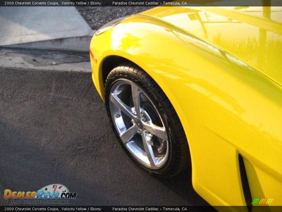 2009 Chevrolet Corvette Coupe Velocity Yellow / Ebony Photo #4