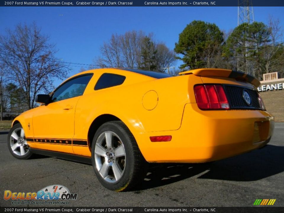 2007 Ford Mustang V6 Premium Coupe Grabber Orange / Dark Charcoal Photo #8