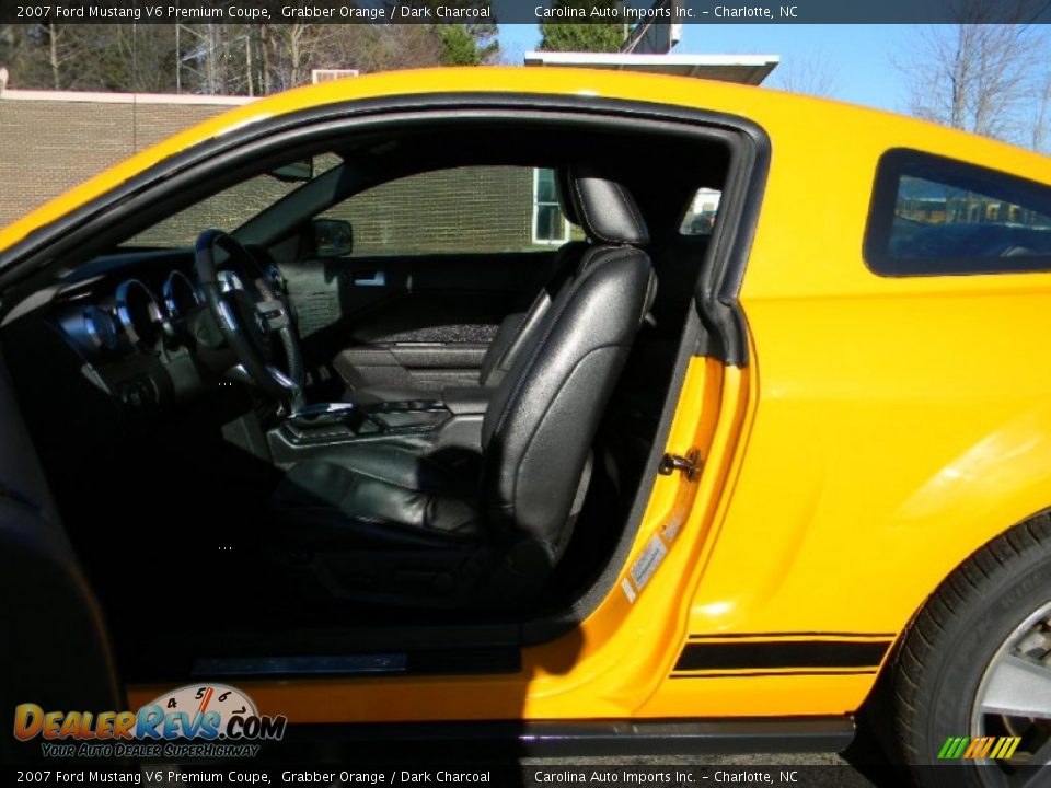 2007 Ford Mustang V6 Premium Coupe Grabber Orange / Dark Charcoal Photo #16
