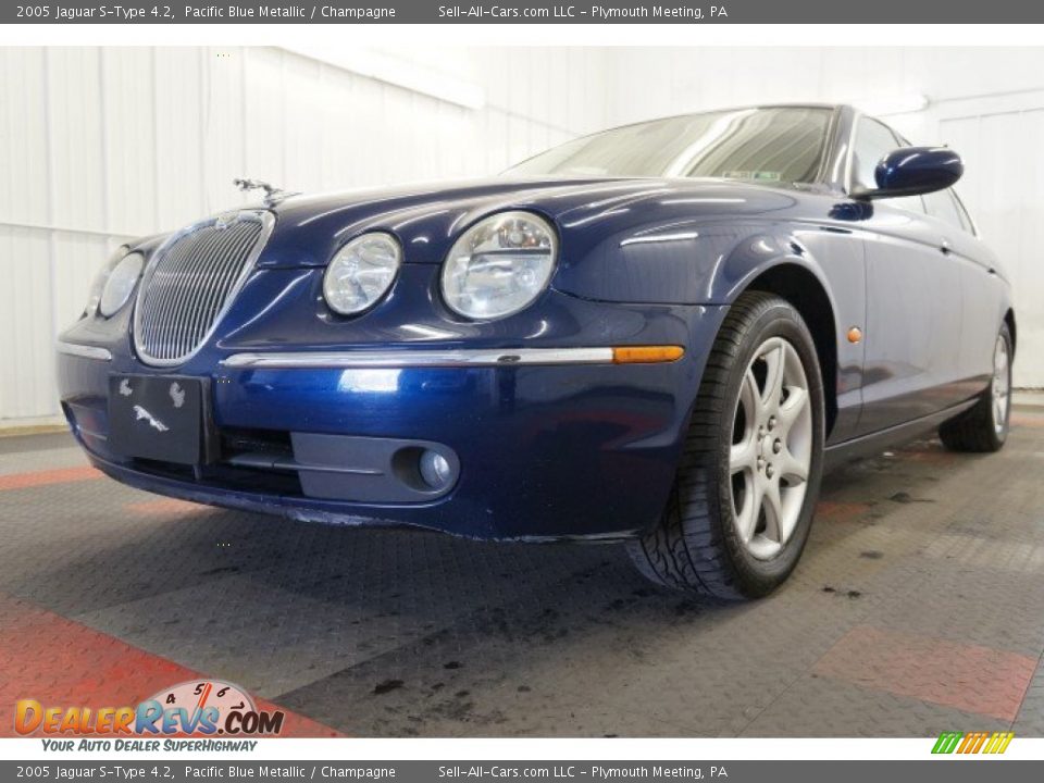 2005 Jaguar S-Type 4.2 Pacific Blue Metallic / Champagne Photo #3
