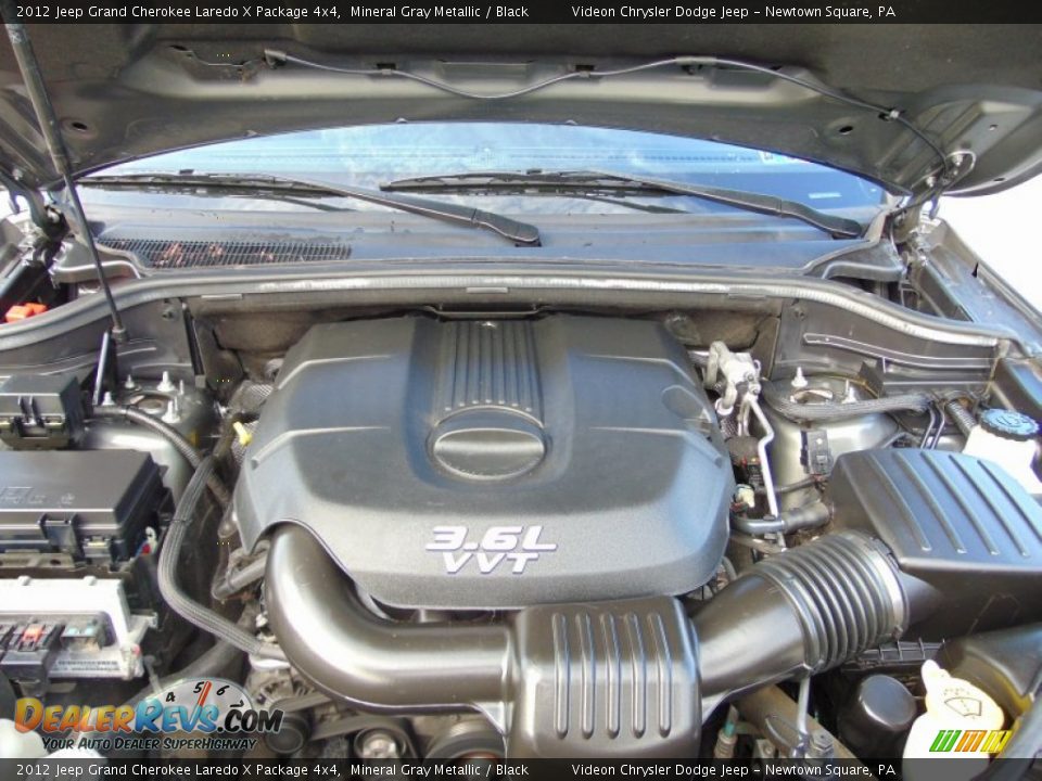 2012 Jeep Grand Cherokee Laredo X Package 4x4 Mineral Gray Metallic / Black Photo #9