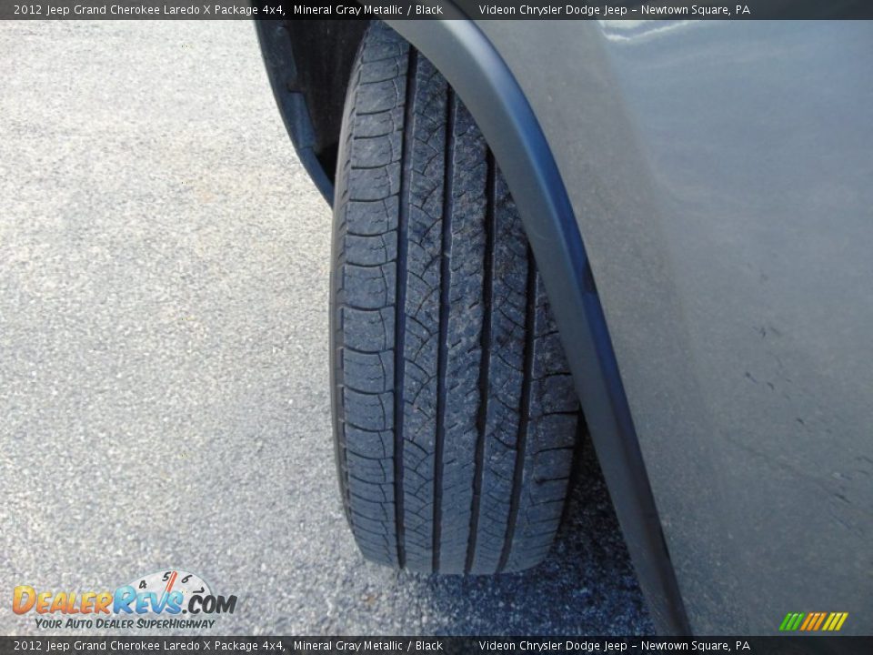 2012 Jeep Grand Cherokee Laredo X Package 4x4 Mineral Gray Metallic / Black Photo #12