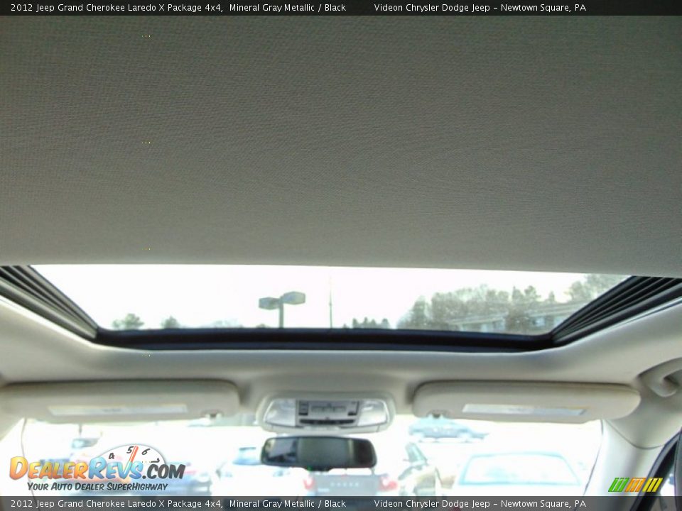2012 Jeep Grand Cherokee Laredo X Package 4x4 Mineral Gray Metallic / Black Photo #20