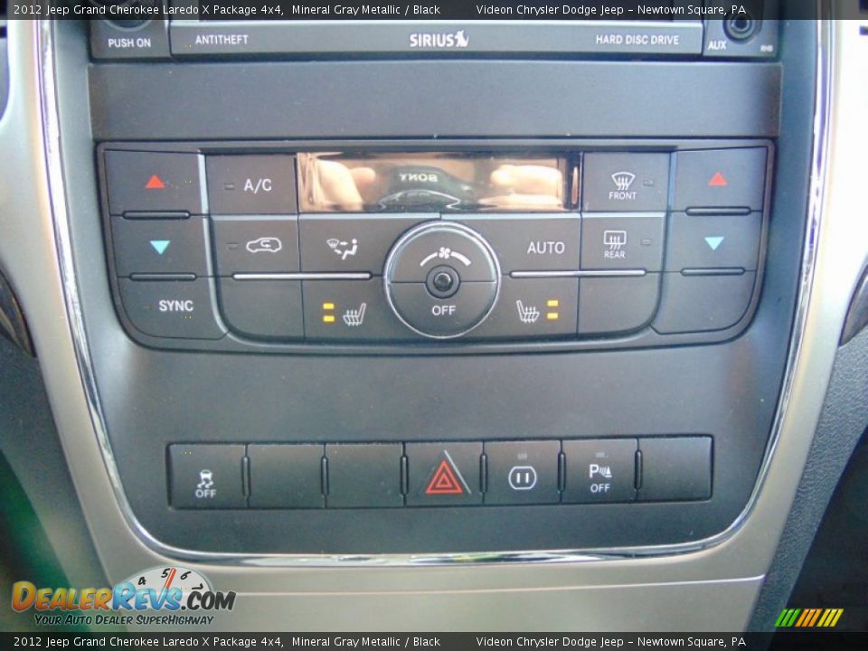 2012 Jeep Grand Cherokee Laredo X Package 4x4 Mineral Gray Metallic / Black Photo #27
