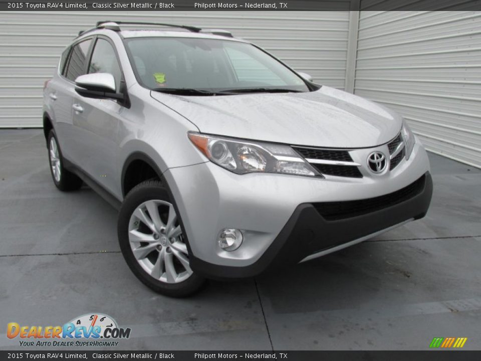 Front 3/4 View of 2015 Toyota RAV4 Limited Photo #1