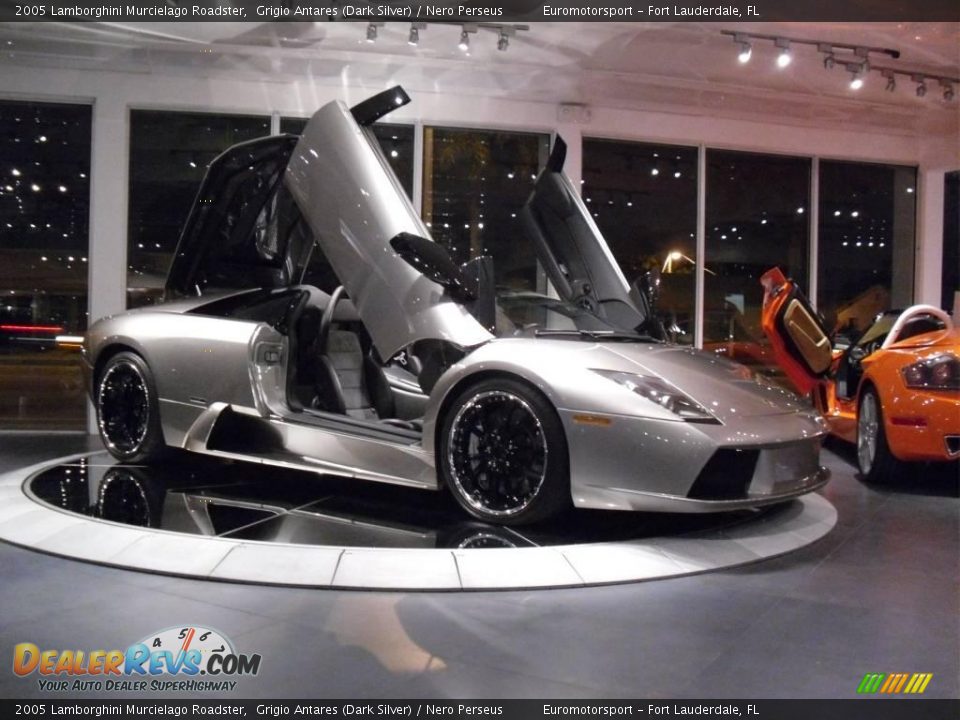 2005 Lamborghini Murcielago Roadster Grigio Antares (Dark Silver) / Nero Perseus Photo #17