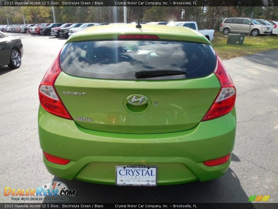 2013 Hyundai Accent GS 5 Door Electrolyte Green / Black Photo #8