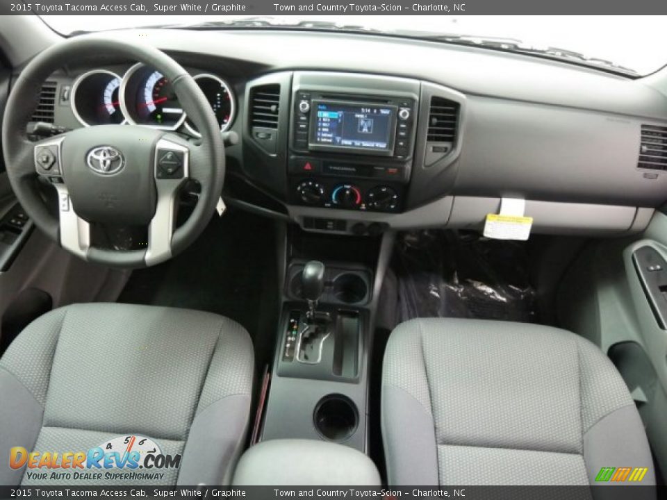 2015 Toyota Tacoma Access Cab Super White / Graphite Photo #13