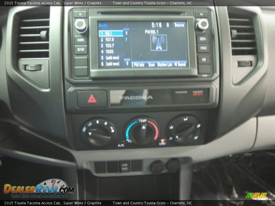 2015 Toyota Tacoma Access Cab Super White / Graphite Photo #16