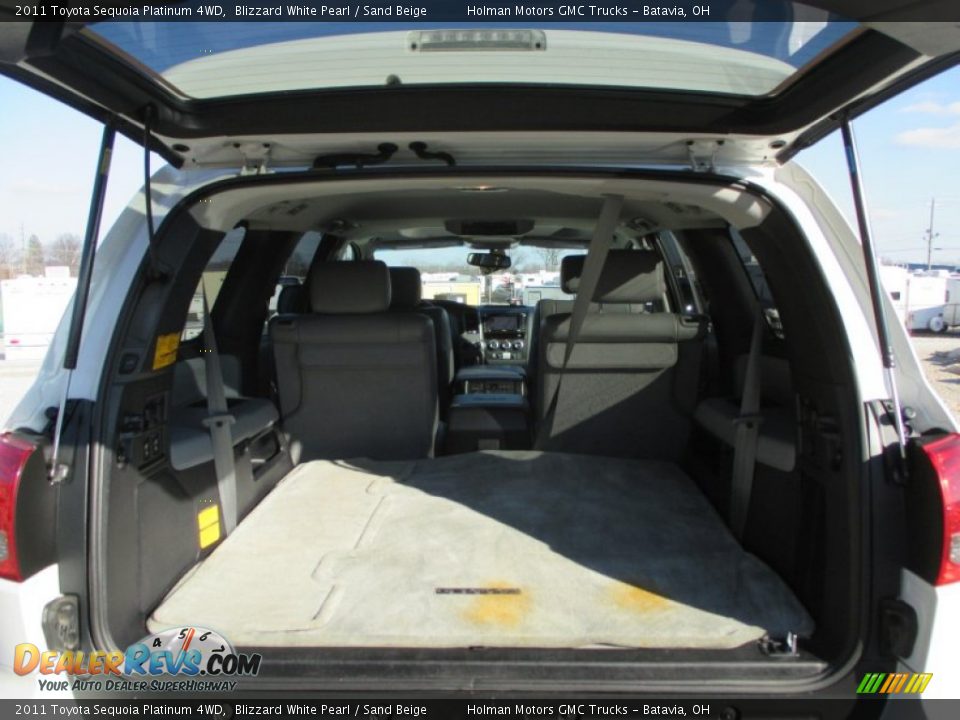 2011 Toyota Sequoia Platinum 4WD Blizzard White Pearl / Sand Beige Photo #28