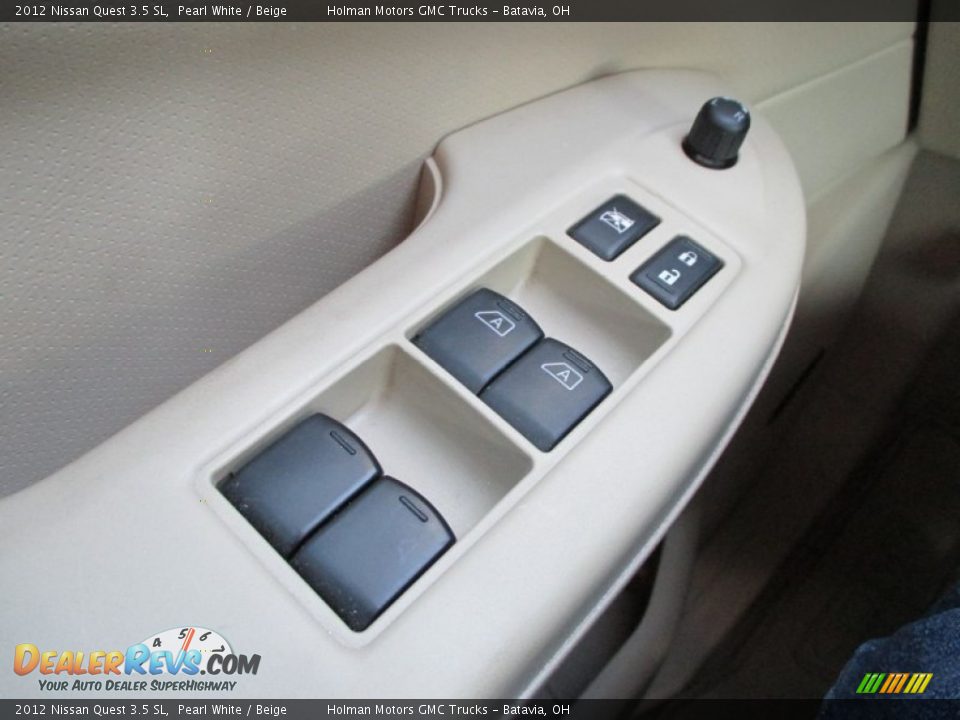 2012 Nissan Quest 3.5 SL Pearl White / Beige Photo #17