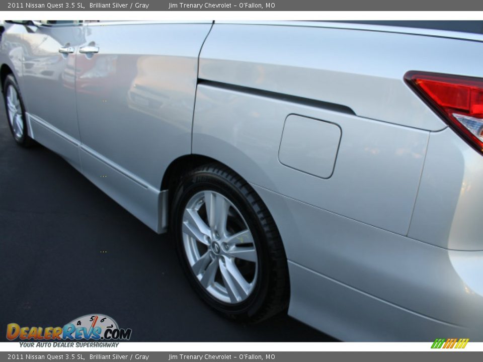 2011 Nissan Quest 3.5 SL Brilliant Silver / Gray Photo #4