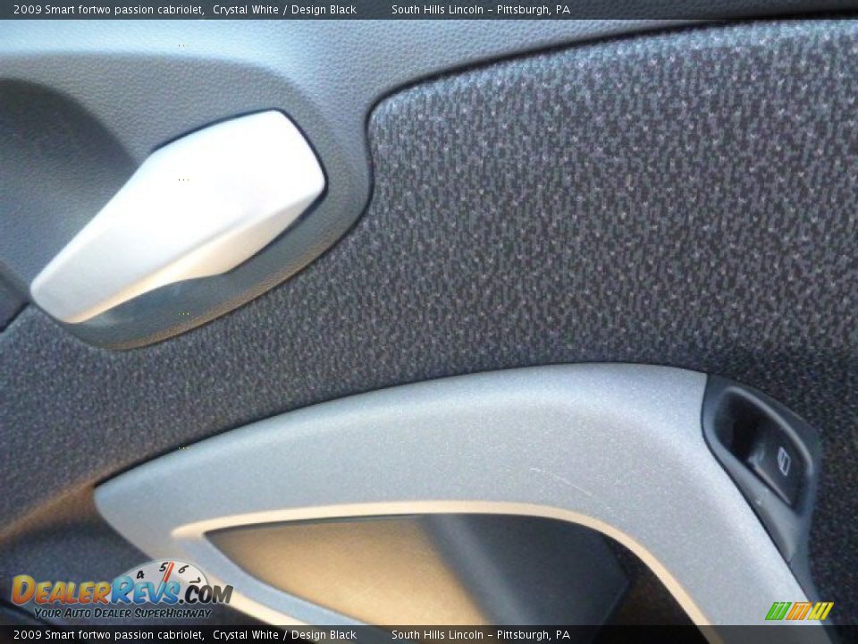 2009 Smart fortwo passion cabriolet Crystal White / Design Black Photo #7