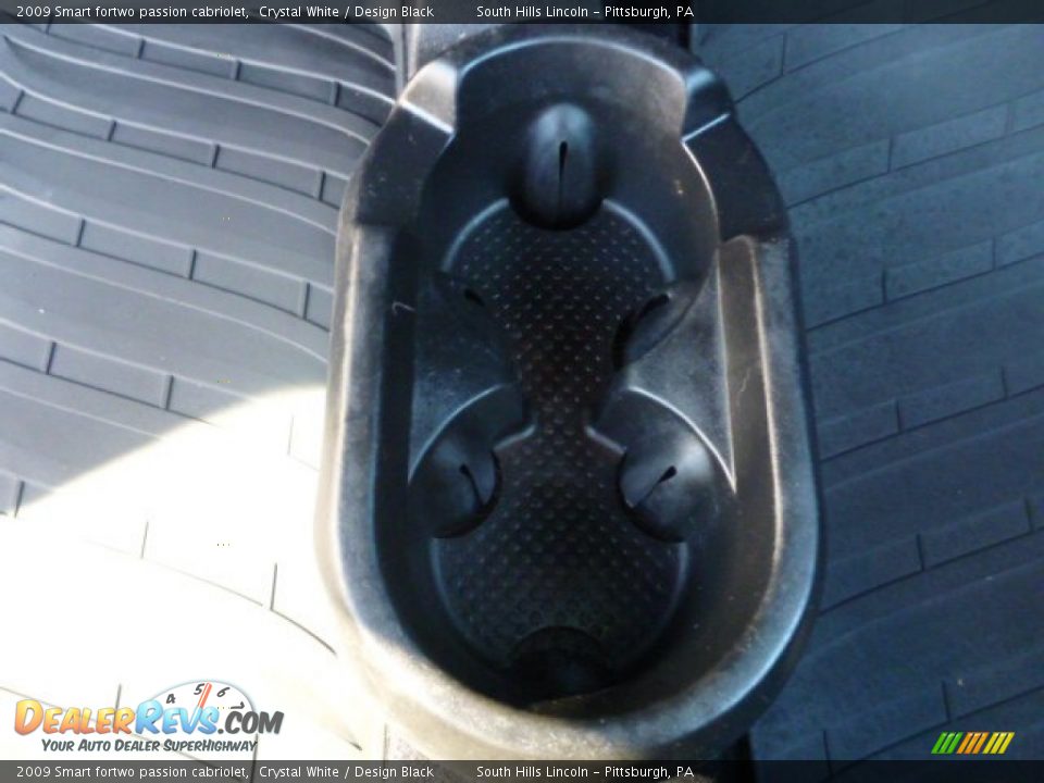 2009 Smart fortwo passion cabriolet Crystal White / Design Black Photo #20
