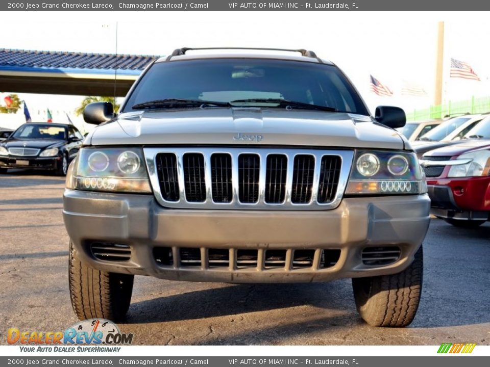 2000 Jeep Grand Cherokee Laredo Champagne Pearlcoat / Camel Photo #3